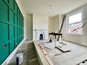 Photo 1- click for photo gallery